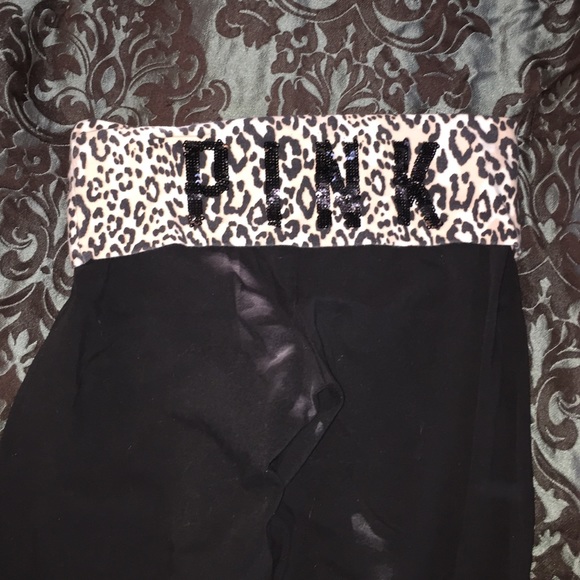 PINK Victoria's Secret Pants - PINK YOGAS ❤️