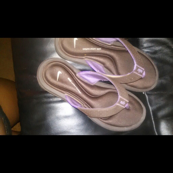 Nike Flip Flops