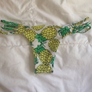 olala bottoms. make offers