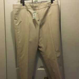 Anne Klein cropped pants, sateen finish, size 16