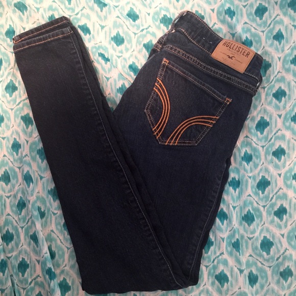 Hollister dark denim skinny jeans 3R