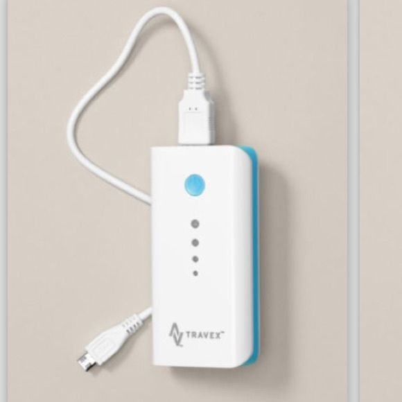 Eddie Bauer Accessories - Portable power bank
