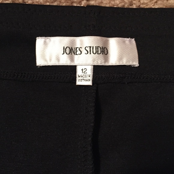 Skirt - Picture 3 of 3