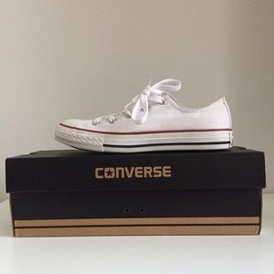 White Converse All Star Classic (size 3)