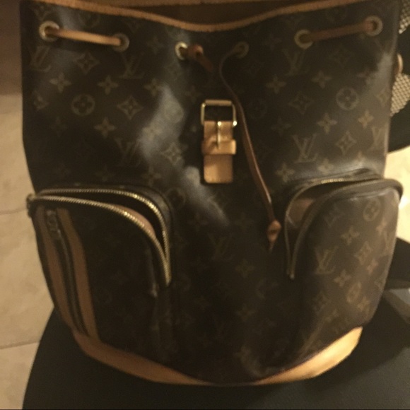 Louis Vuitton Backpack worn a few times - Picture 2 of 4