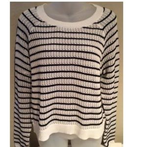 Kendall and Kylie stripped sweater! ✨