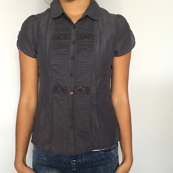 Button up gray shirt