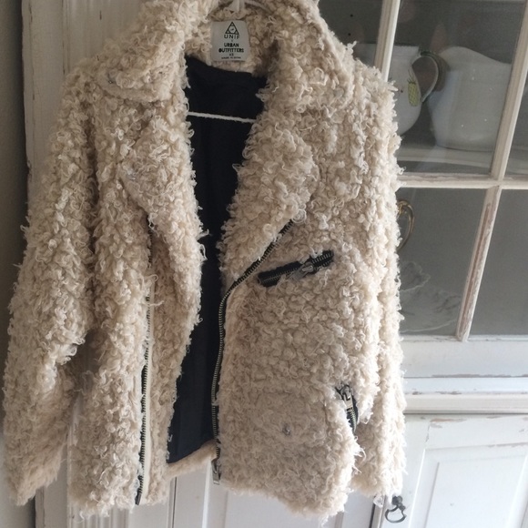 UNIFXURBANOUTFITTERS