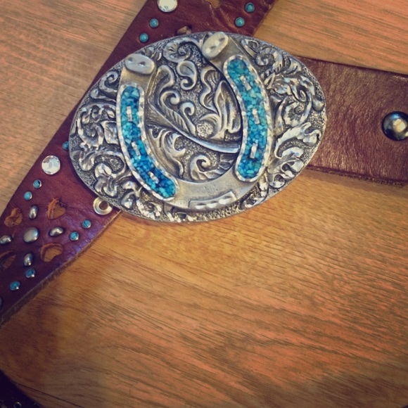 Turquoise horseshoe leather belt