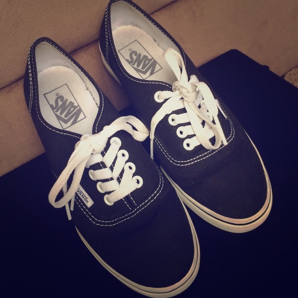 😎Vans off the wall authentic lo pros