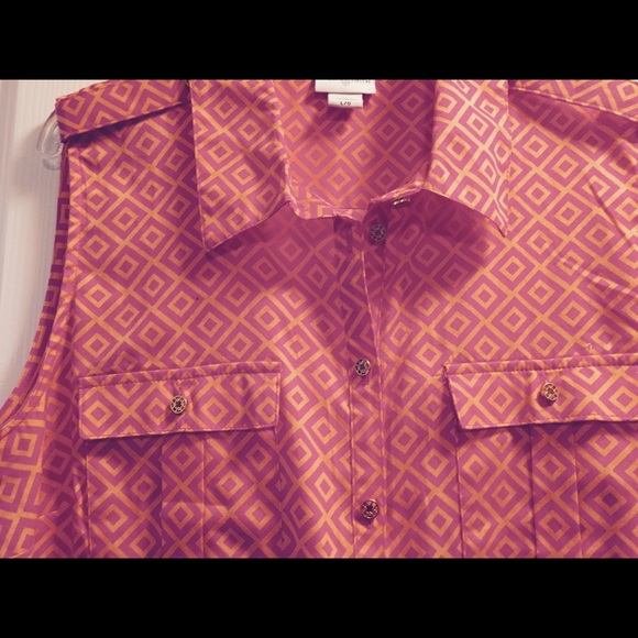 Tops - Picture 2 of 4