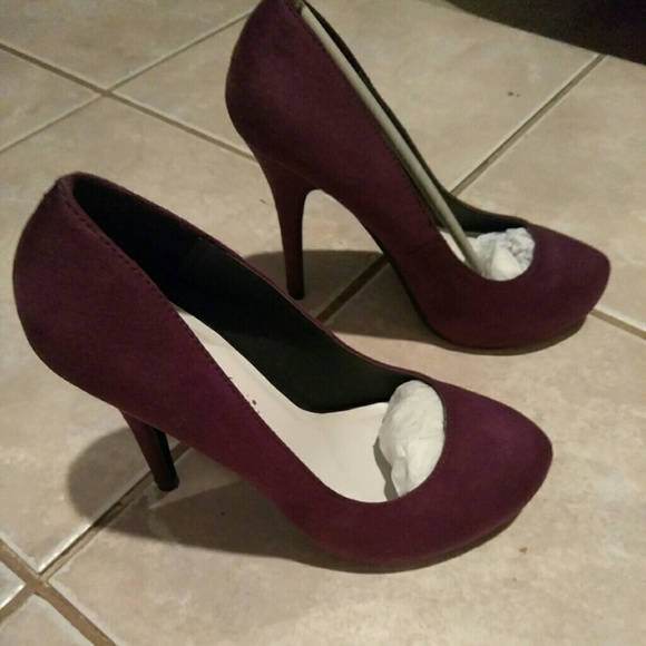 Purple Suede Heels "With Box" - Picture 4 of 4