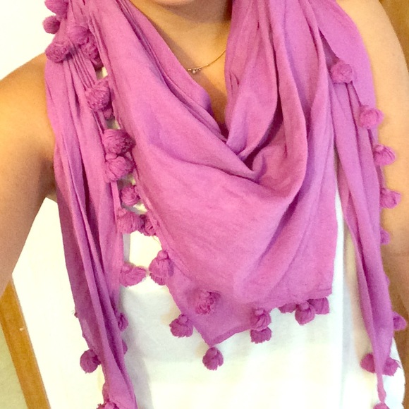 Magenta tassel scarf