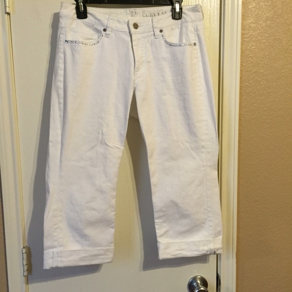 White capris