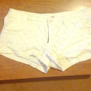 Mossimo lace shorts!