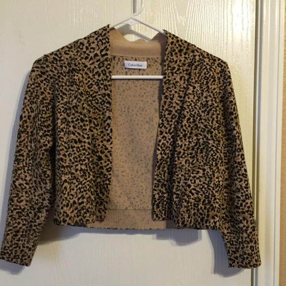 Cheetah crop shrug