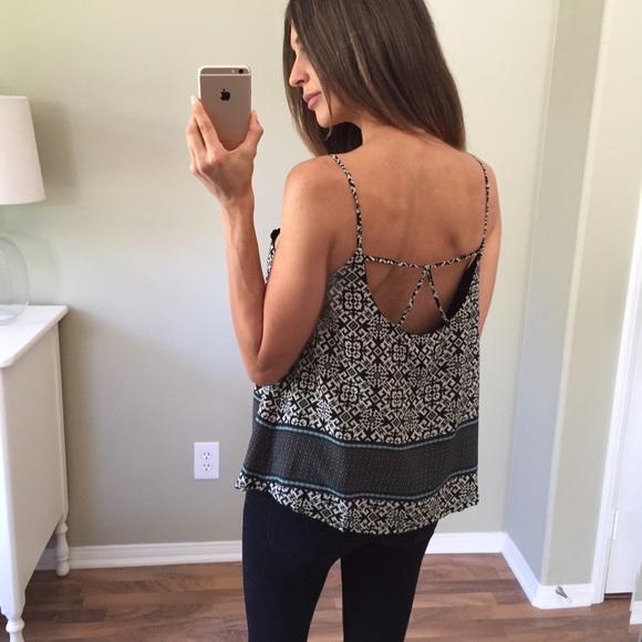 Sold • Black Geometric Top - Picture 3 of 4