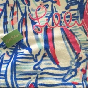 For Trade Only! LP Red Right Return beach towel