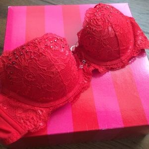Victoria's Secret bra