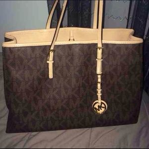 Michael kors handbag brown