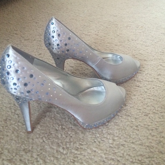 Shoes!!!! - Picture 2 of 2