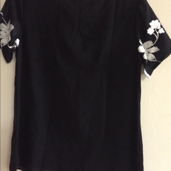 Top - Picture 3 of 3