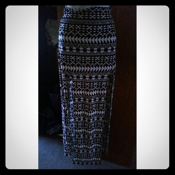 Maxi skirt