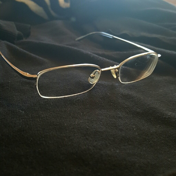 BCBG silver frame NWOT - Picture 3 of 3