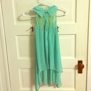 Sheer Chiffon sleeveless shirt with lace neck line