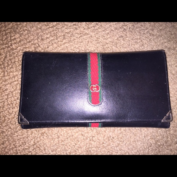gucci wallet