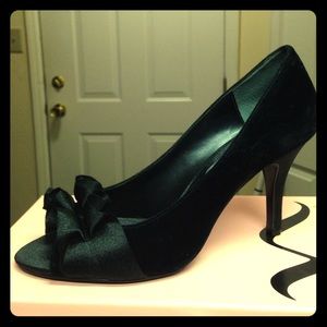 BRAND NEW Peep Toe Shoes