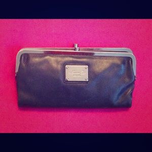 Kenneth Cole black wallet