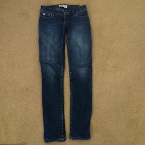 Abercrombie medium wash jeans
