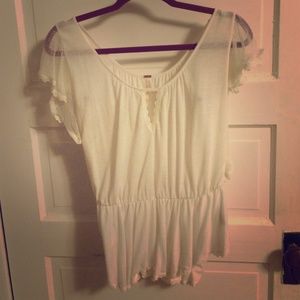 Free people ivory top with sheer sleeves!