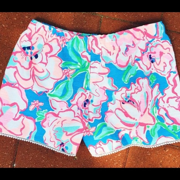 Custom Lilly shorts