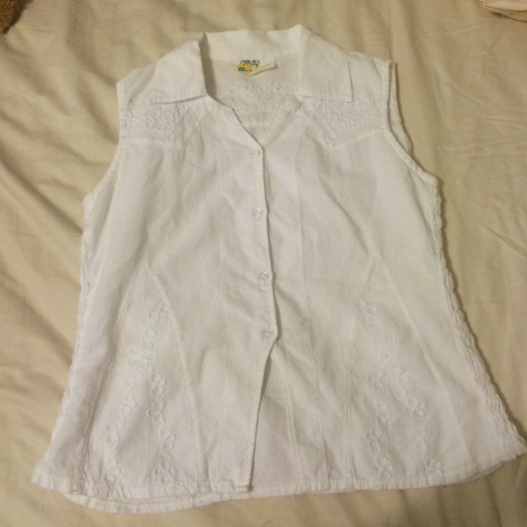 White beachy top