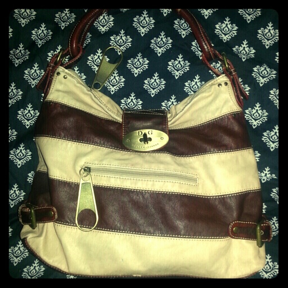 Preowned D&G handbag, removing 10/18 make offer :)