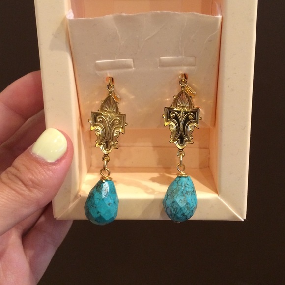 Turquoise and gold earrings