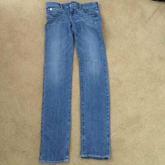 Abercrombie medium wash demin jeans