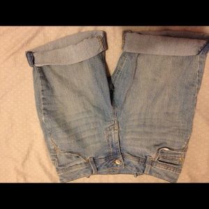 Jean cuffed shorts