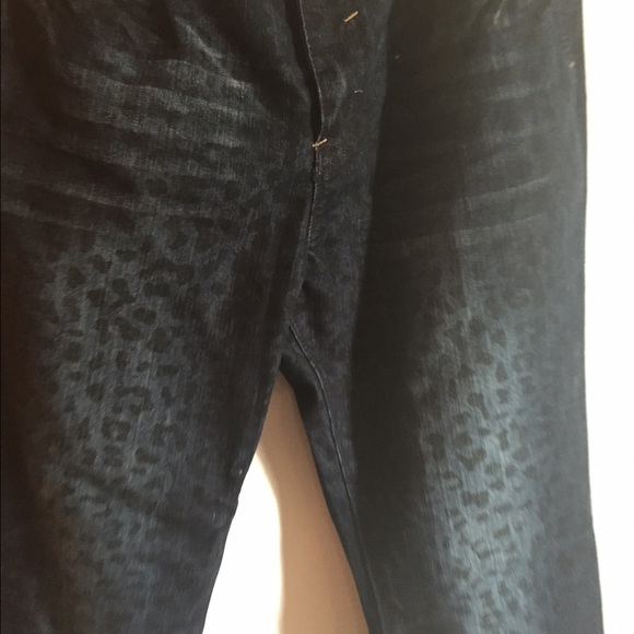 Jeans - Picture 1 of 2