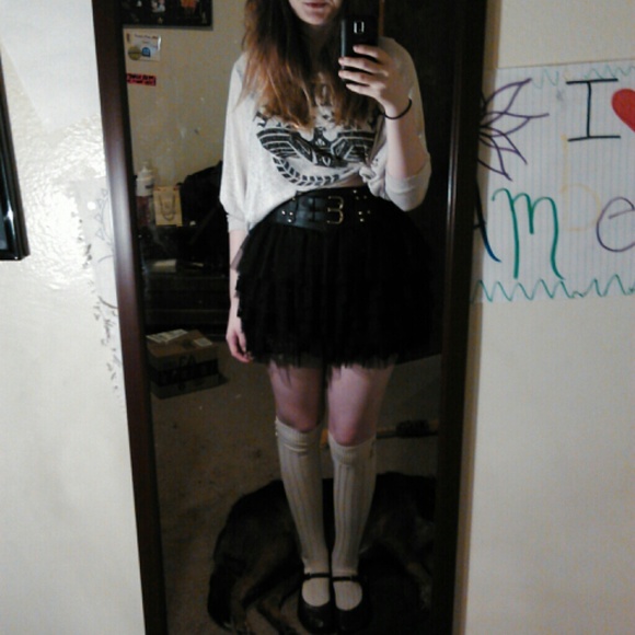 Batwing sweater - Picture 2 of 4