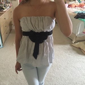 Strapless top (with removable invisible straps)