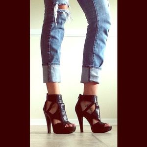 Chinese Laundry Edgy Black Heels