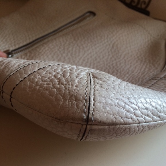 Coach purse - Picture 4 of 4