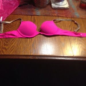Victoria Secret Pink bra.