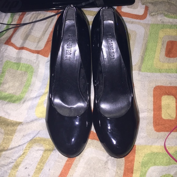 Patent Leather Black Pumps