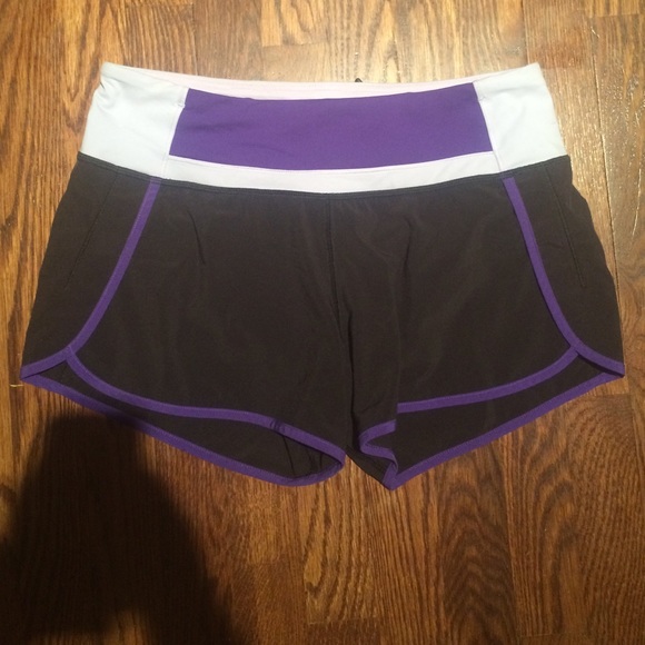Lululemon Athletica Shorts Women's 6