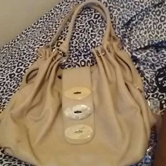 New Tan and gold charming Charlie purse