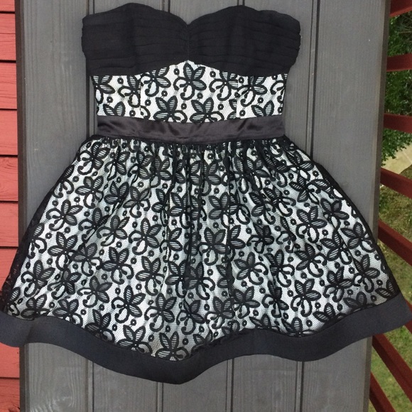 Betsey Johnson Black and White Floral Dress